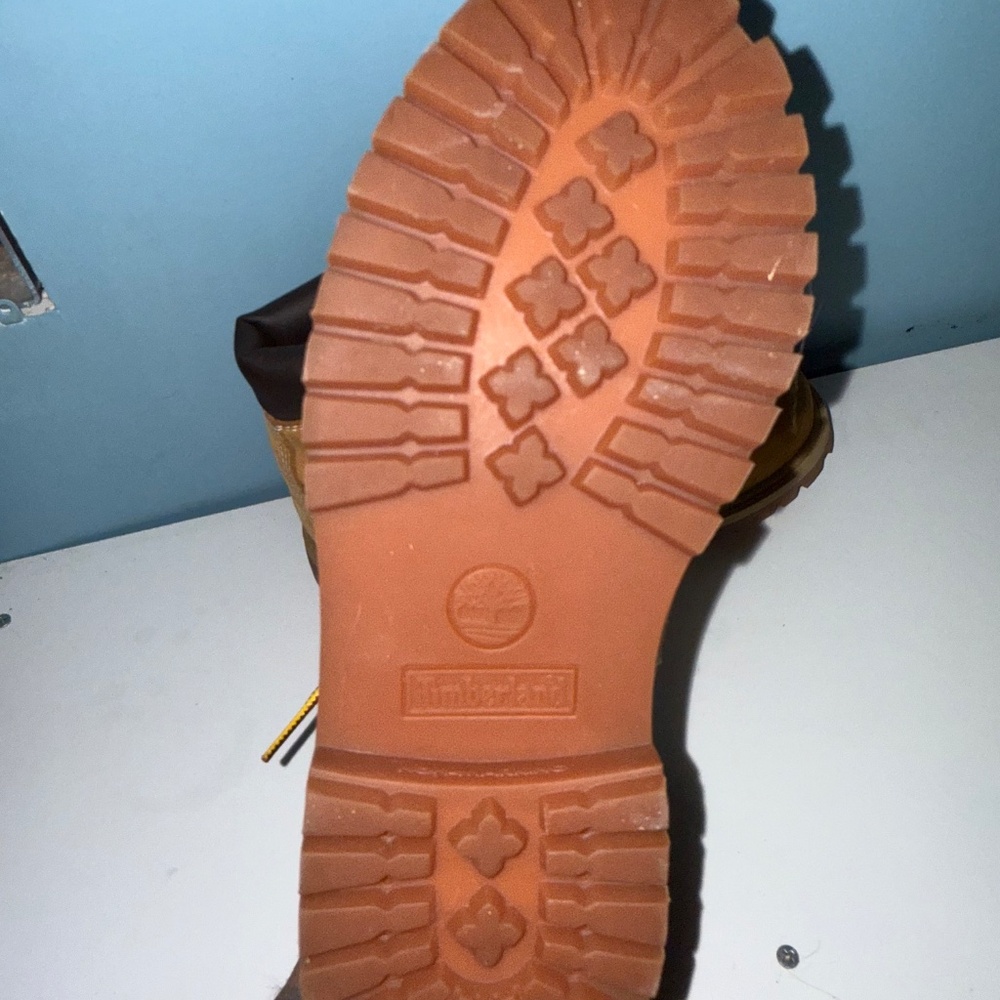 Tims - Picture 4 of 4